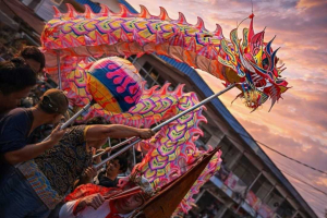 Atraksi Naga Imlek Bengkayang Gemparkan Pusat Kota, Polisi Pastikan Arus Lalu Lintas Lancar