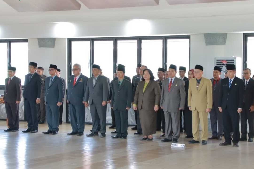 Lantik Pejabat JPT Pratama, Bupati Sebastianus Darwis Tekankan Inovasi dan Loyalitas ASN