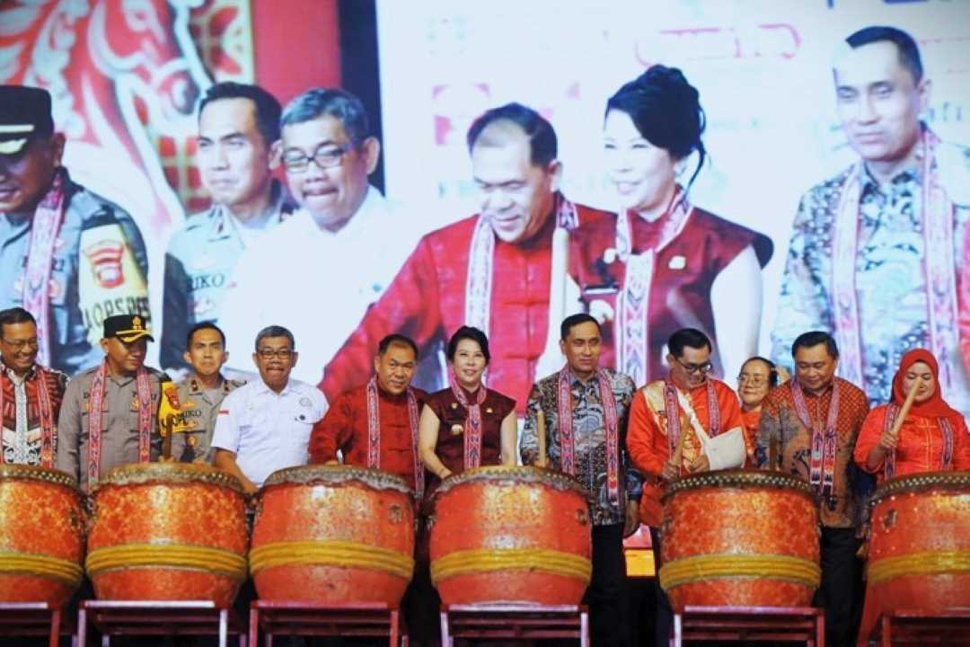 Stadion Kridasana Membara, Pemukulan Loku Tandai Dimulainya Festival Budaya Terbesar di Kota Singkawang