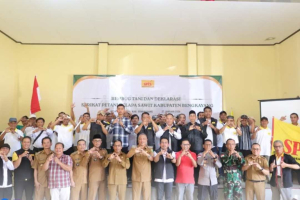 Rembug Tani di Sungai Duri: Langkah Strategis Petani Sawit Bengkayang Bersatu dalam Serikat